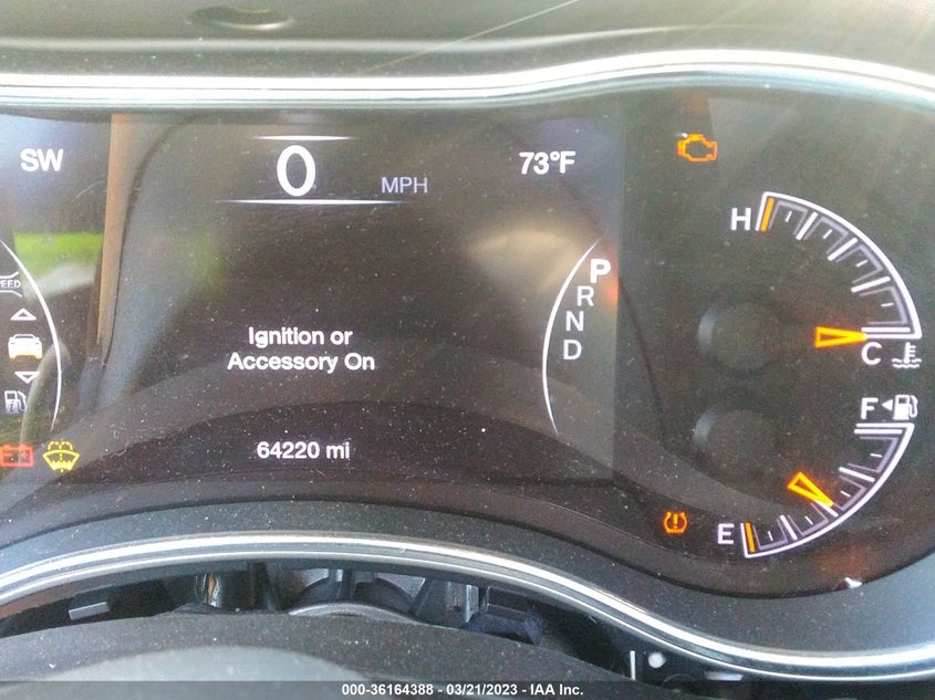 VIN 1C4RJFAGXKC612100 2019 JEEP GRAND CHEROKEE ALTITUDE