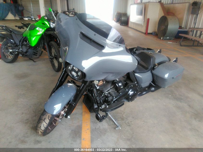2022 HARLEY-DAVIDSON FLHXST - 1HD1ABL11NB671673
