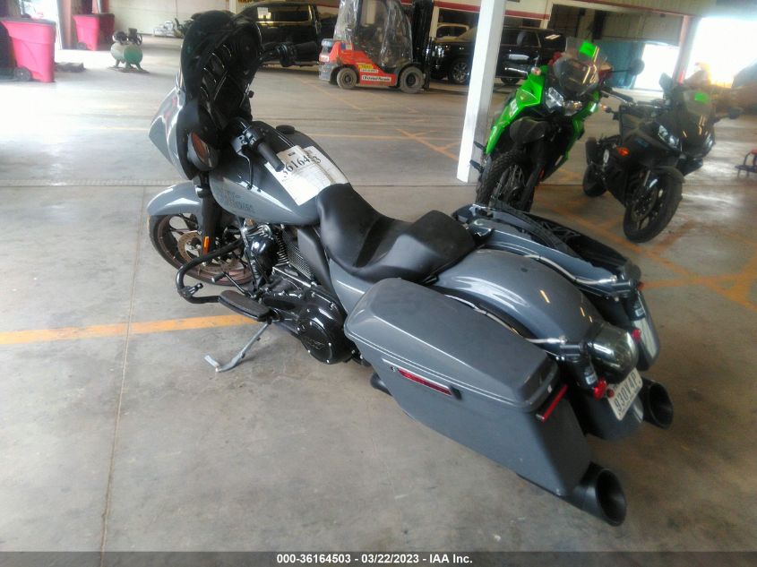 2022 HARLEY-DAVIDSON FLHXST - 1HD1ABL11NB671673