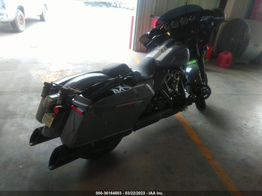 2022 HARLEY-DAVIDSON FLHXST - 1HD1ABL11NB671673