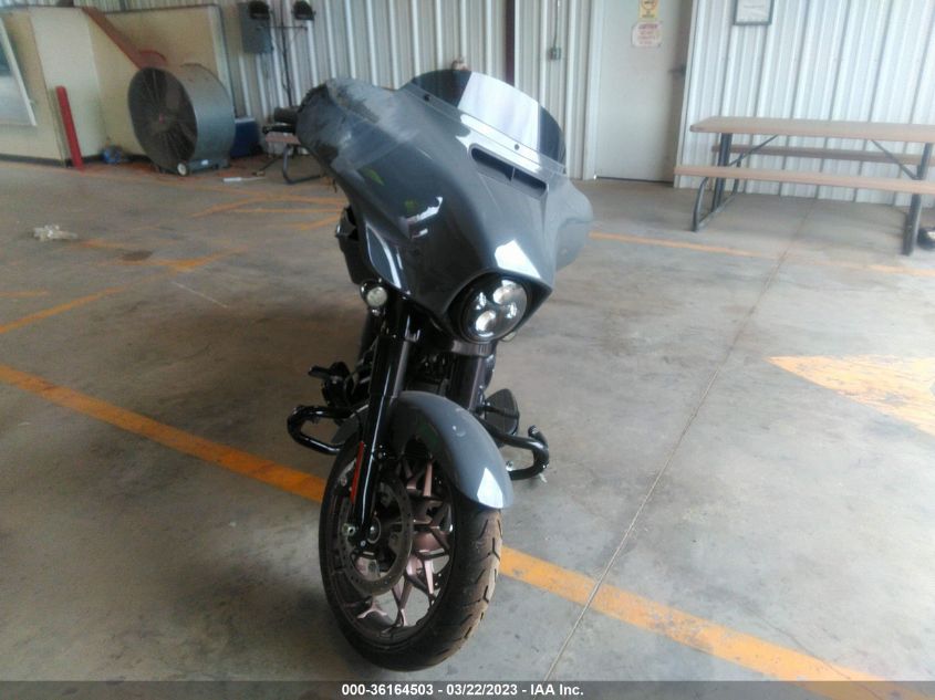2022 HARLEY-DAVIDSON FLHXST - 1HD1ABL11NB671673