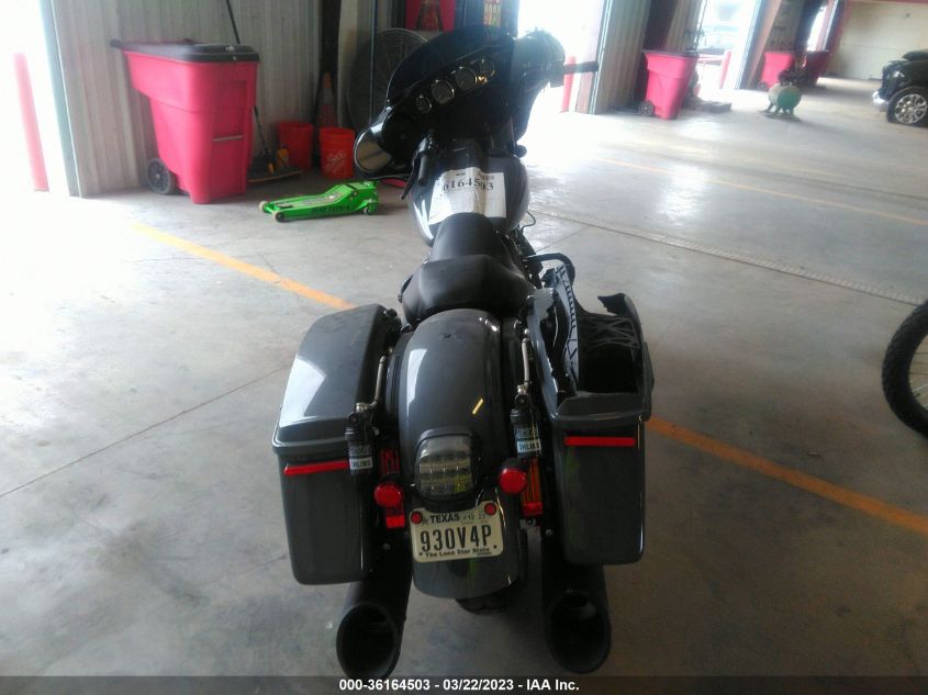 2022 HARLEY-DAVIDSON FLHXST - 1HD1ABL11NB671673