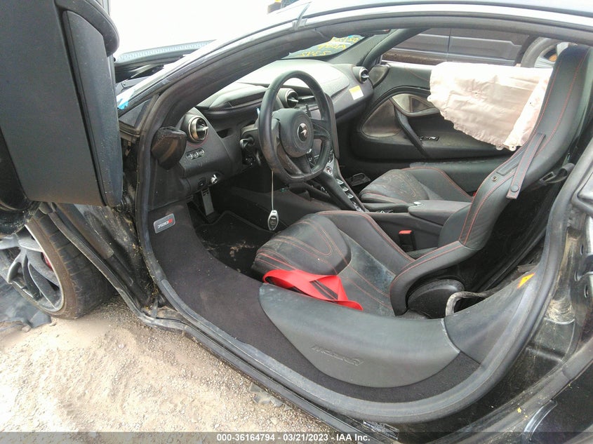 2021 MCLAREN 720S VIN: SBM14FCA1MW006321