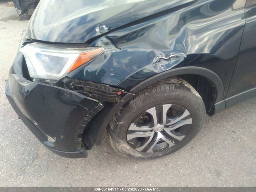 2018 TOYOTA RAV4 LE - JTMZFREV4JJ748681
