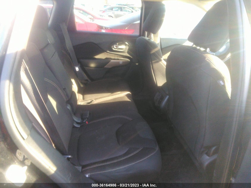 VIN 1C4PJMCSXHW625823 2017 JEEP CHEROKEE LATITUDE