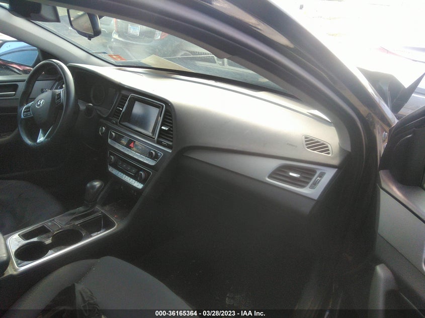 VIN 5NPE34AF4JH643009 2018 HYUNDAI SONATA SEL
