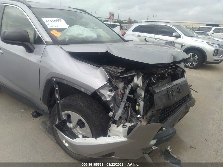 VIN JTMH1RFV7KD006297 2019 TOYOTA RAV4 LE
