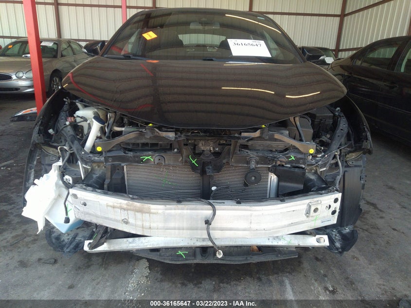 VIN NMTKHMBX9JR006475 2018 TOYOTA C-HR XLE