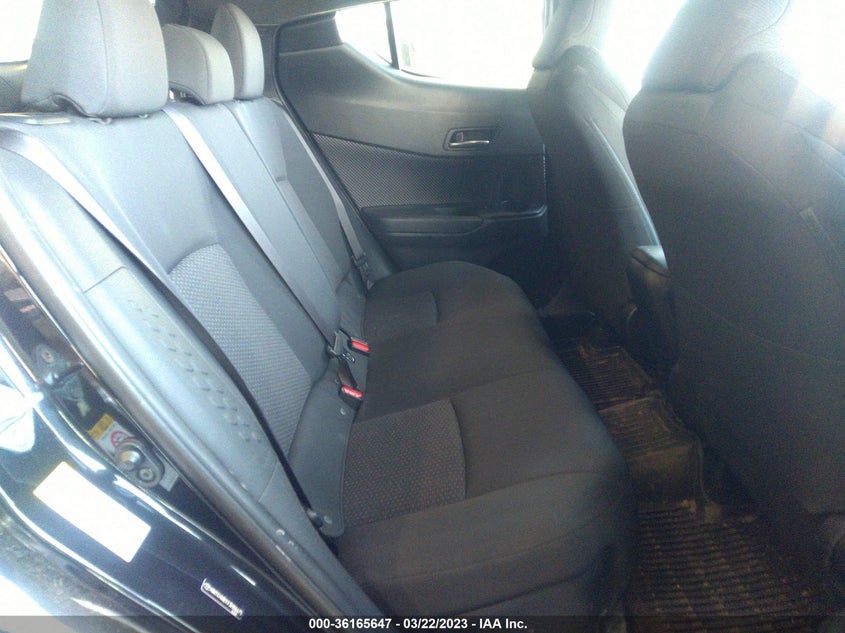 VIN NMTKHMBX9JR006475 2018 TOYOTA C-HR XLE
