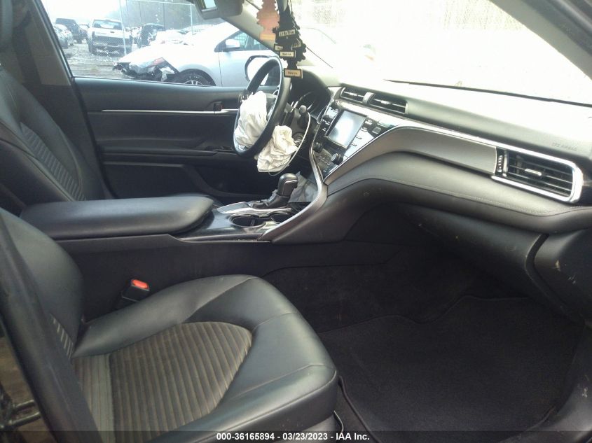 2018 TOYOTA CAMRY LE/SE/XLE/L - 4T1B11HK6JU635392