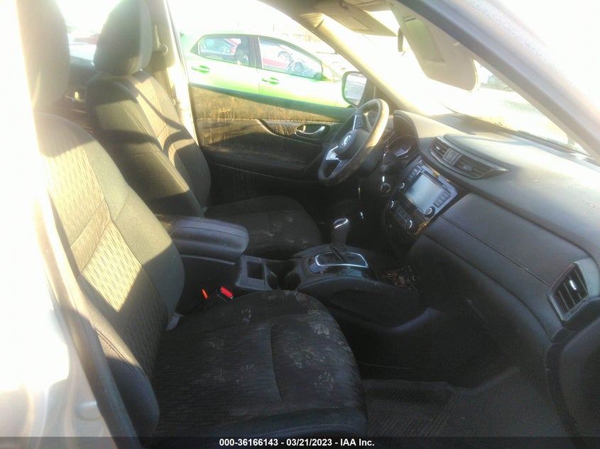VIN 5N1AT2MV4JC814760 2018 NISSAN ROGUE S
