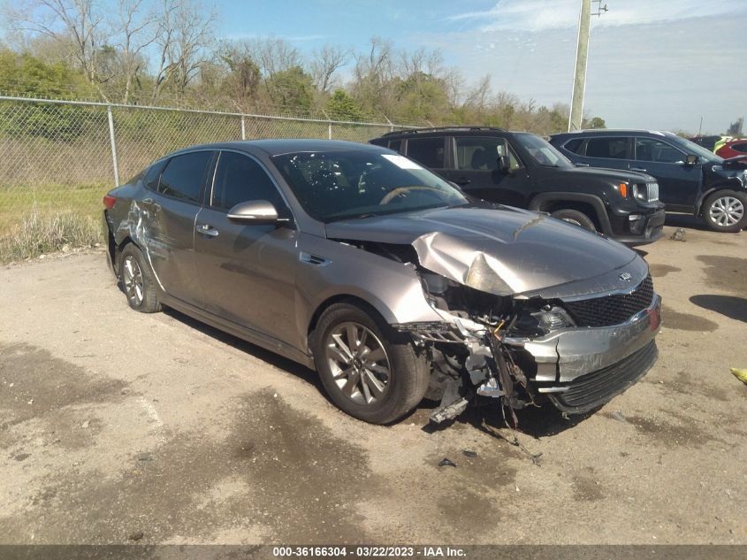 5XXGT4L15HG129668 KIA OPTIMA LX 1.6T 2017