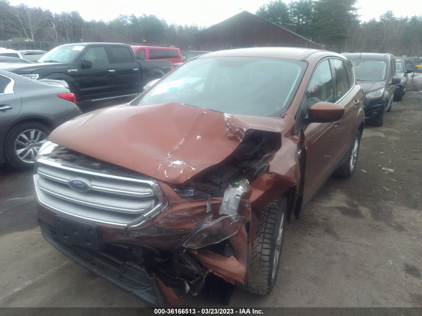 VIN 1FMCU0GD8HUB99714 2017 FORD ESCAPE SE