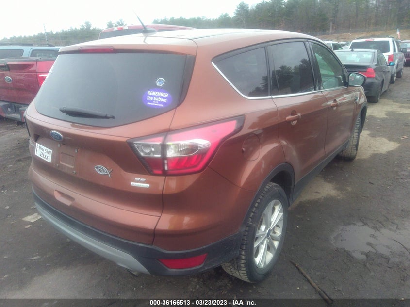 VIN 1FMCU0GD8HUB99714 2017 FORD ESCAPE SE