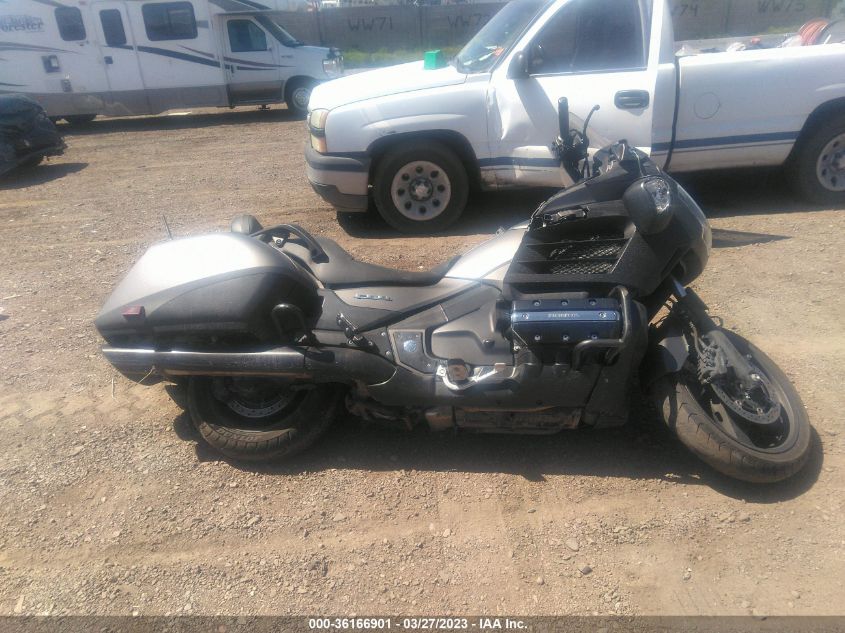 2015 HONDA GL1800 B - JH2SC6847FK200324