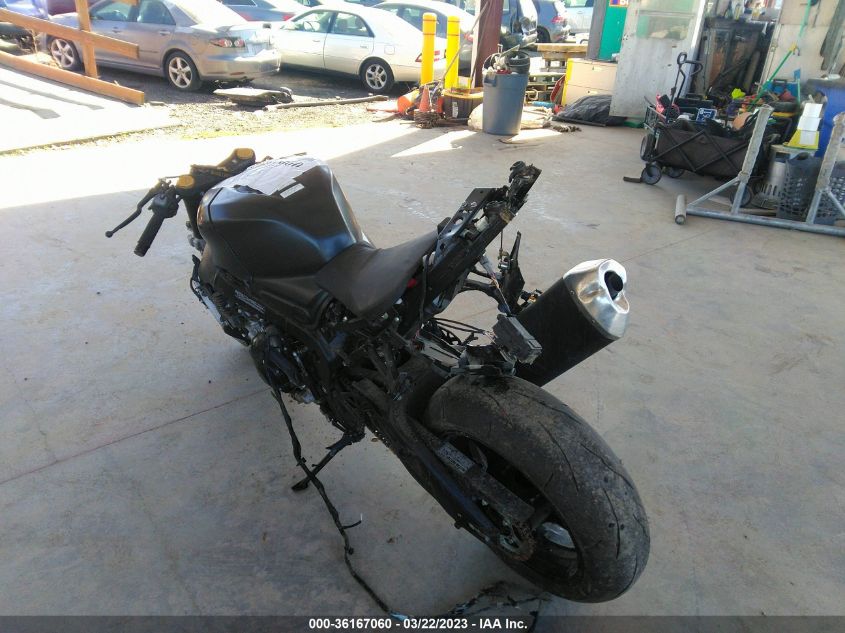 2021 SUZUKI GSX-R1000 JS1DM11FXM7100029