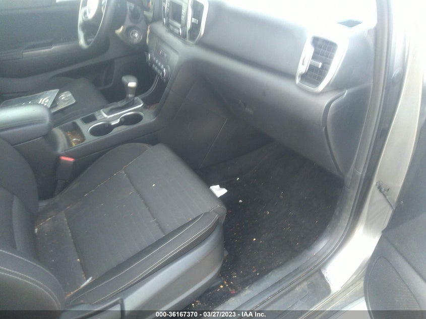 VIN KNDPMCAC2J7429923 2018 KIA SPORTAGE LX
