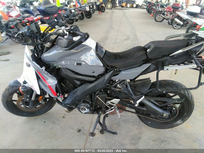 2019 YAMAHA MTT09 C JYARN60YXKA000355