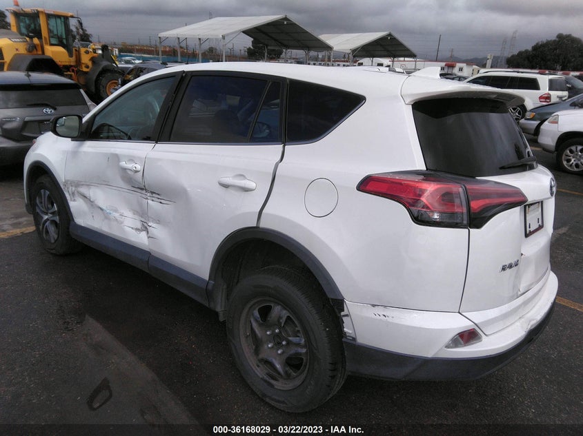 VIN 2T3ZFREV0JW475577 2018 TOYOTA RAV4 LE