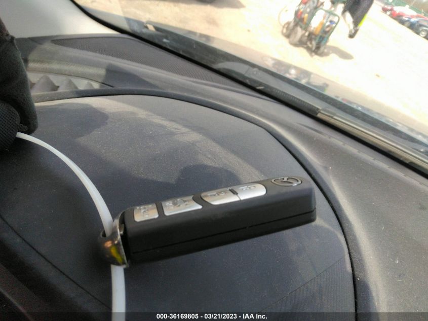 2014 MAZDA MAZDA3 I SPORT - JM1BM1U70E1123910