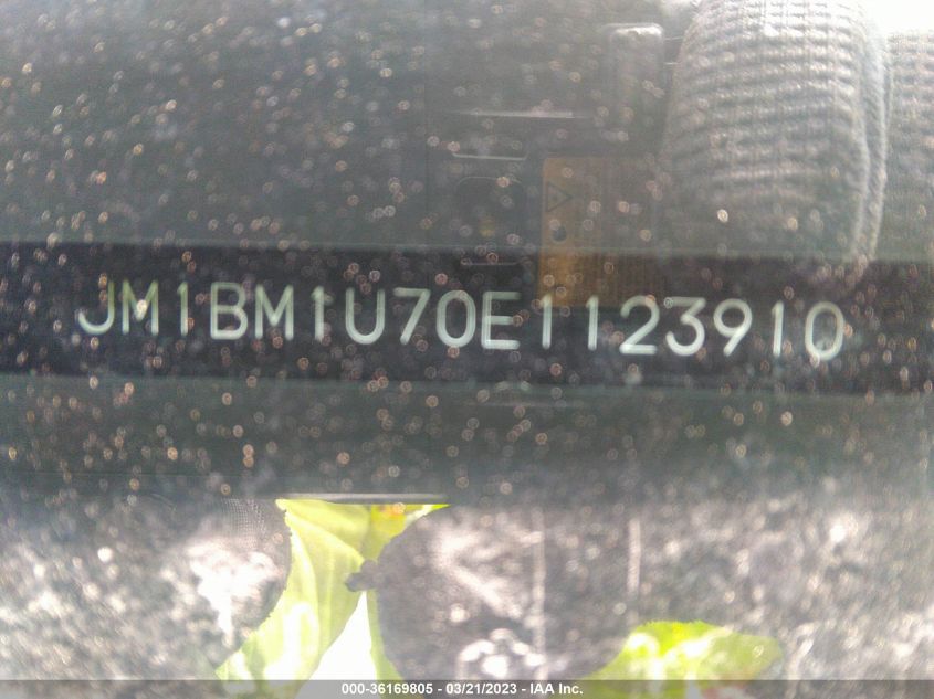 2014 MAZDA MAZDA3 I SPORT - JM1BM1U70E1123910