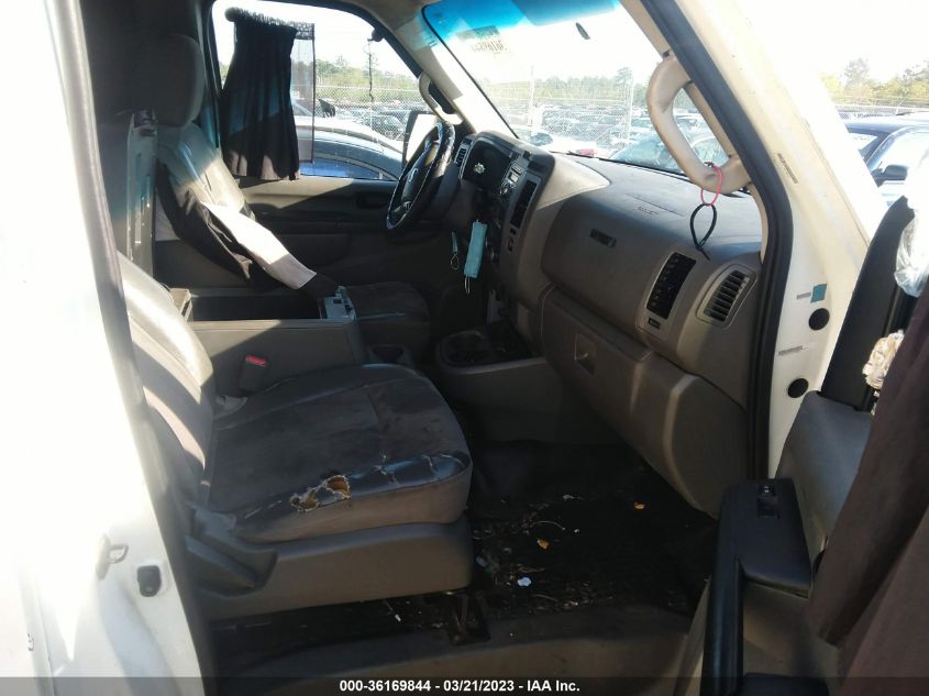 2014 NISSAN NV SV 1N6BF0KY6EN105496