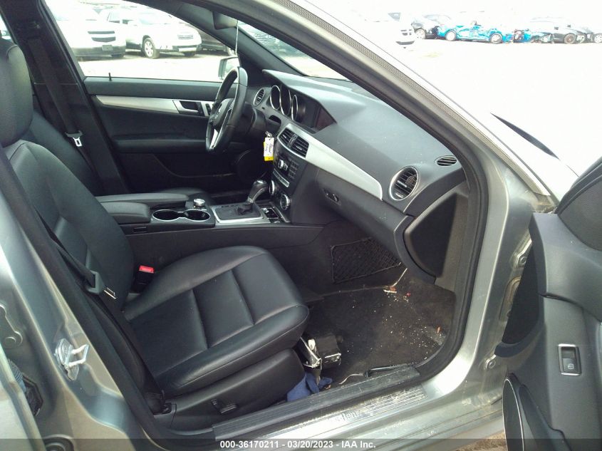 2014 MERCEDES-BENZ C-CLASS C 300 - WDDGF8ABXER309706