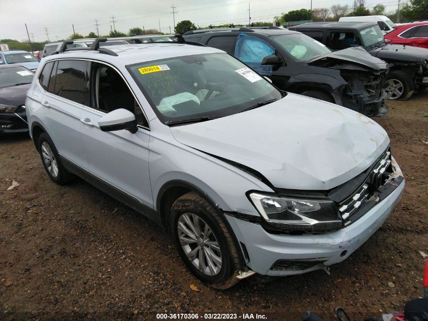 2018 VOLKSWAGEN TIGUAN SE - 3VV3B7AX1JM144961