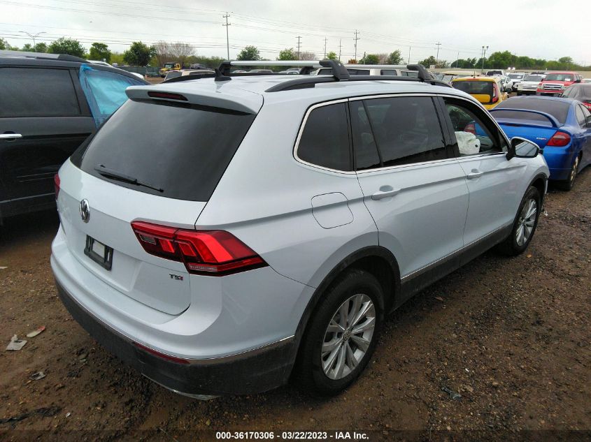 2018 VOLKSWAGEN TIGUAN SE - 3VV3B7AX1JM144961