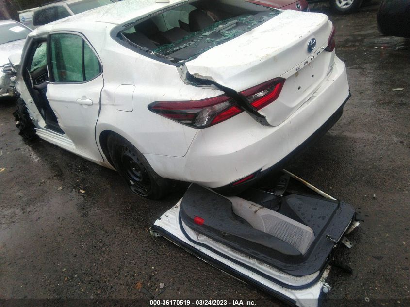 2021 TOYOTA CAMRY HYBRID LE - 4T1C31AK9MU551581