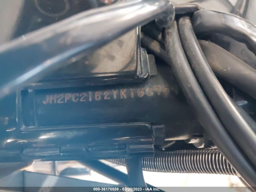 2000 HONDA VT600 CD2 - JH2PC2162YK100709