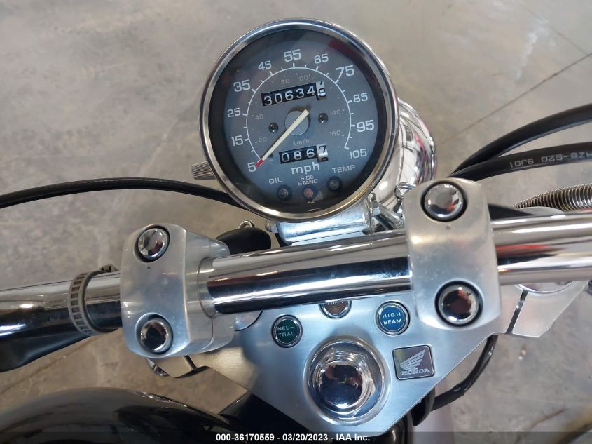 2000 HONDA VT600 CD2 - JH2PC2162YK100709