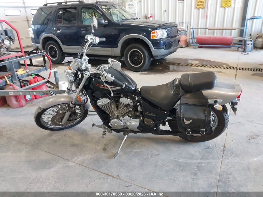 2000 HONDA VT600 CD2 - JH2PC2162YK100709