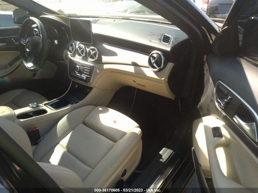 2018 MERCEDES-BENZ GLA GLA 250 - WDCTG4GB5JJ517128