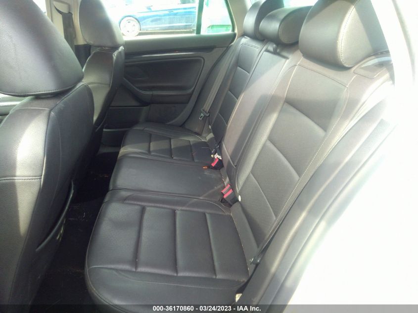 2014 VOLKSWAGEN JETTA SPORTWAGEN TDI - 3VWML7AJ2EM626353