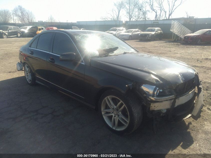 2014 MERCEDES-BENZ C-CLASS C 300 - WDDGF8AB9EA894017