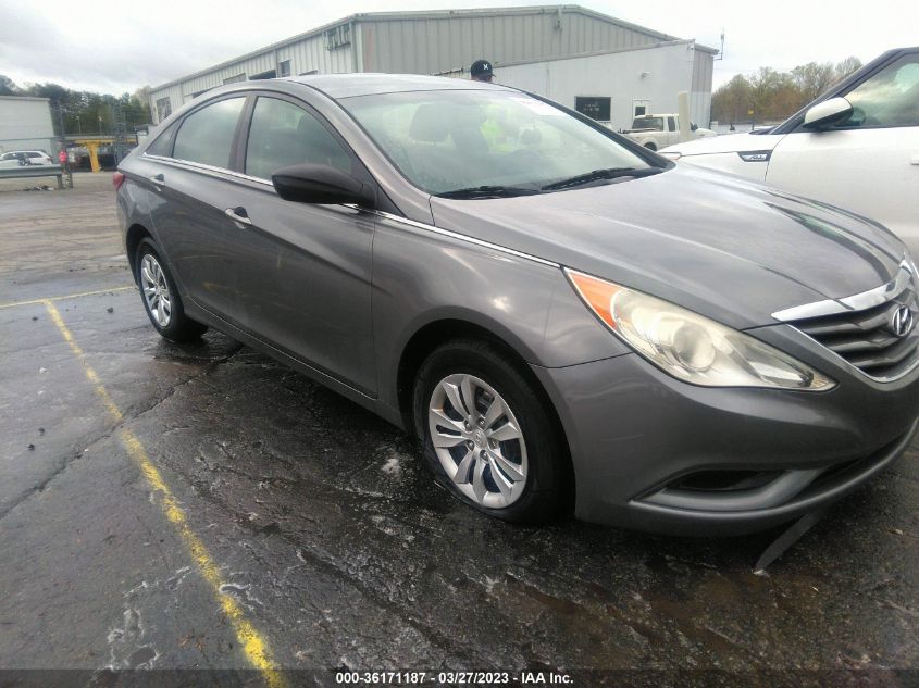 2013 HYUNDAI SONATA GLS - 5NPEB4AC2DH564175