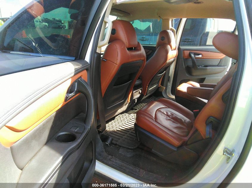 2017 CHEVROLET TRAVERSE LT - 1GNKRHKD5HJ171689