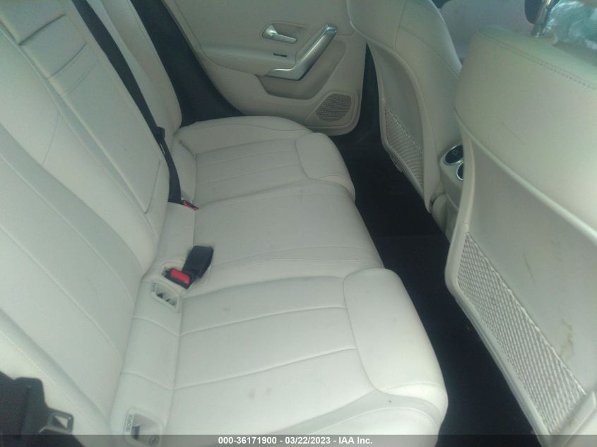 2022 MERCEDES-BENZ A-CLASS A 220 - W1K3G4FB0NJ356383