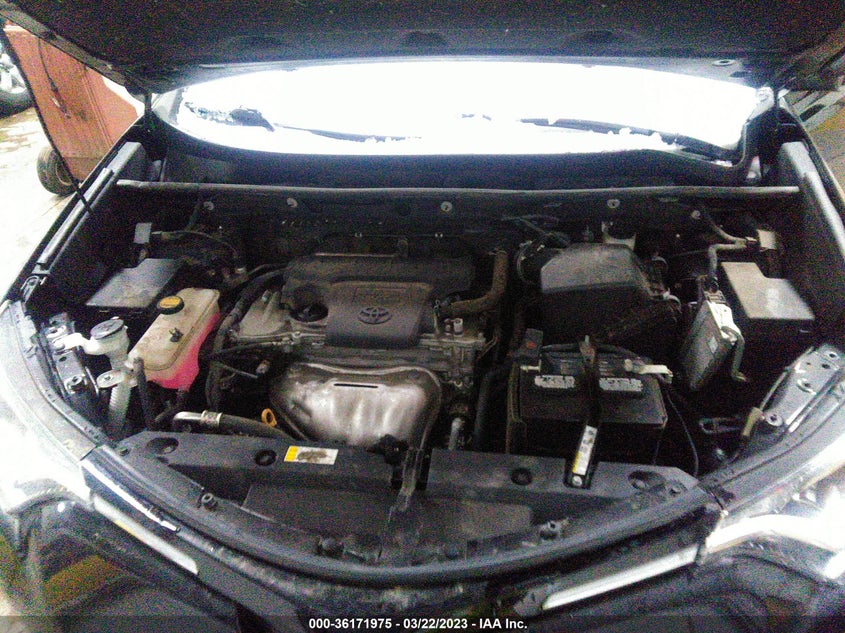 VIN 2T3BFREV2HW570542 2017 TOYOTA RAV4 LE