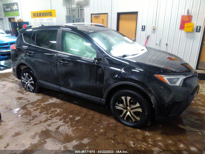 VIN 2T3BFREV2HW570542 2017 TOYOTA RAV4 LE