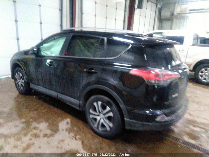VIN 2T3BFREV2HW570542 2017 TOYOTA RAV4 LE