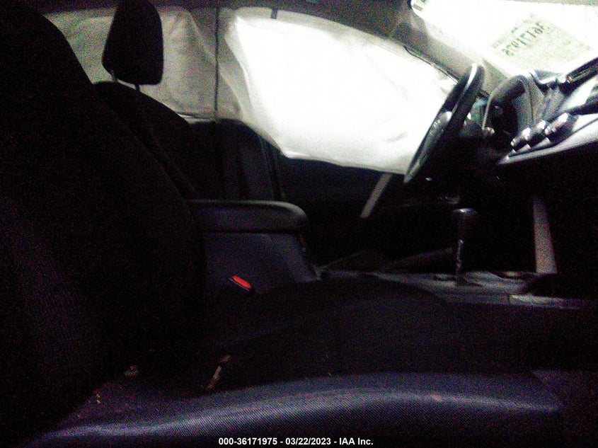 VIN 2T3BFREV2HW570542 2017 TOYOTA RAV4 LE