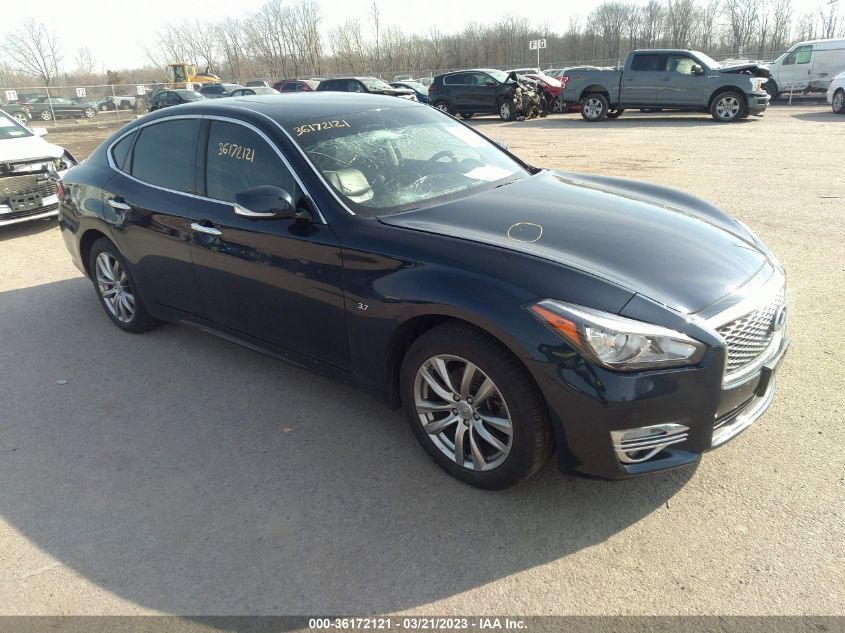 2015 INFINITI Q70 - JN1BY1AR2FM560885