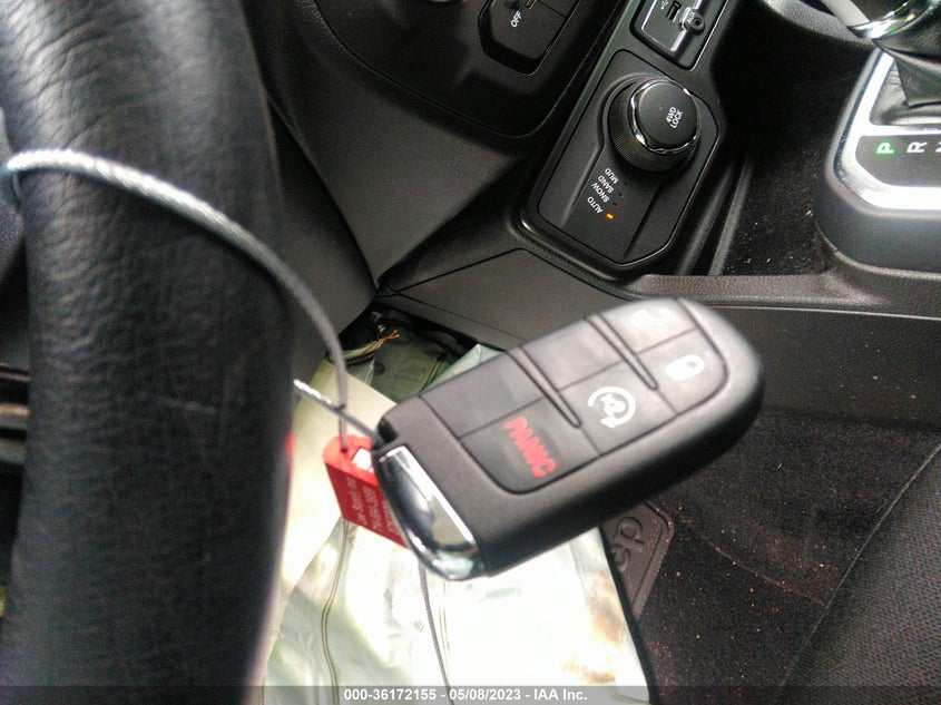 VIN ZACNJDBB2MPM12541 2021 JEEP RENEGADE LATITUDE
