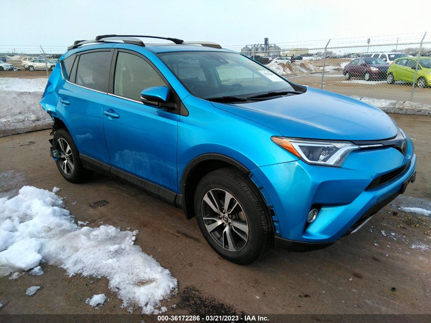 VIN JTMRFREV0JD233367 2018 TOYOTA RAV4 XLE/ADVENTURE