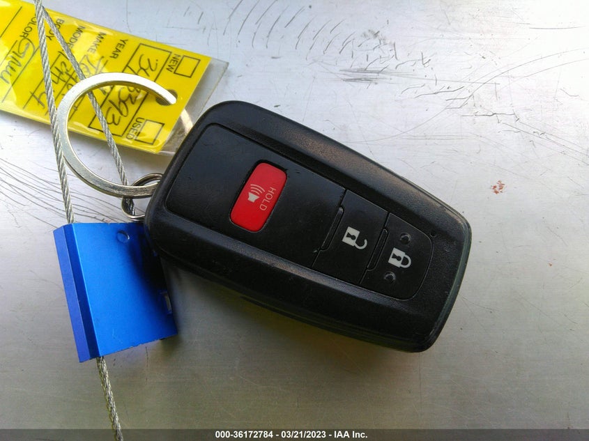 VIN JTMW1RFV8KD033838 2019 TOYOTA RAV4 XLE