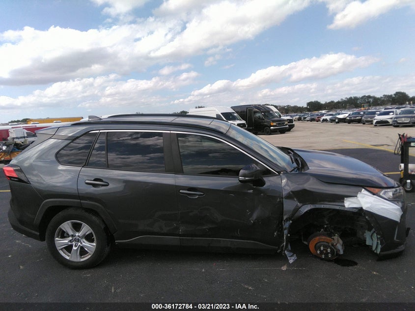 VIN JTMW1RFV8KD033838 2019 TOYOTA RAV4 XLE