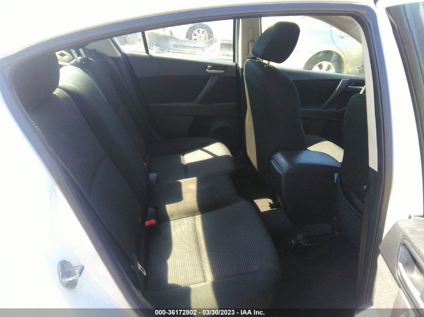 2013 MAZDA MAZDA3 I SPORT - JM1BL1UP2D1835935