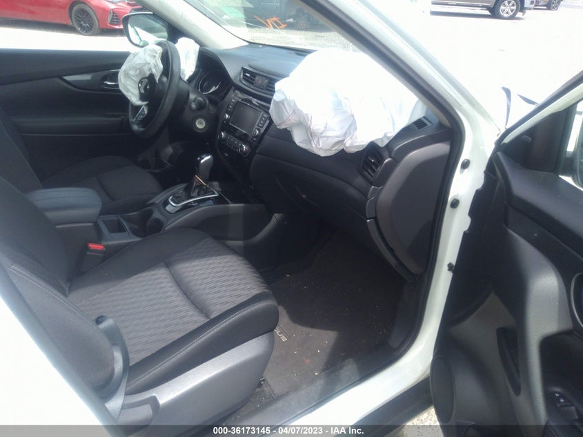 VIN KNMAT2MT9JP612850 2018 NISSAN ROGUE S